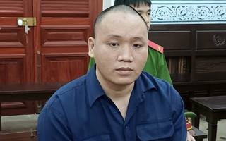 Được mời lên phường, bất ngờ rút dao tấn công cảnh sát khu vực