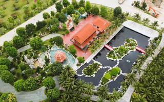 Khu biệt phủ cả ngàn m2 mà Tuấn "thần đèn" thường hiện diện làm bãi tập kết cát?