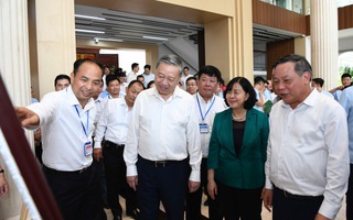 Tổng Bí thư Tô Lâm: Phải chuyển từ tư duy hành chính sang tư duy phục vụ