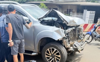 Xe bán tải gây tai nạn liên hoàn rồi chạy một đoạn xa, nhưng chưa xác định tài xế có cố ý hay không