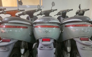 Phá đường dây sản xuất, buôn bán hơn 100 xe máy điện giả