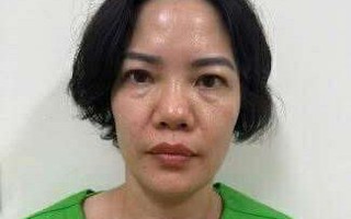 Tạm giữ nhóm "cò mồi" tại cổng Bệnh viện phụ sản Trung ương