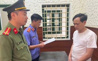 Tạm giam 1 phóng viên tạp chí do sử dụng giấy tờ giả