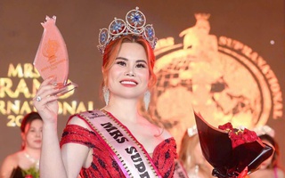 Tiến sĩ côn trùng đăng quang Hoa hậu Quý bà Siêu quốc gia 2025