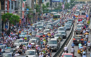 Lấy ý kiến bạn đọc về lộ trình Hà Nội cấm xe máy xăng trong Vành đai 1