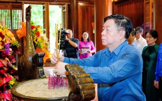Giữ vững truyền thống "Uống nước nhớ nguồn" của dân tộc