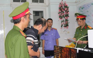 Vụ ô tô tông 2 xe máy rồi lao xuống sông khiến 7 người thương vong: Tạm giữ hình sự tài xế ô tô