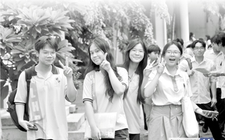 Báo in ngày 16-7: Miễn thuế thúc đẩy hộ kinh doanh lên đời