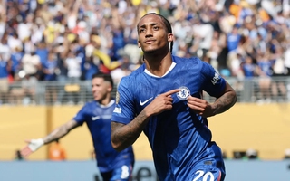 Joao Pedro và kỳ tích sau 12 ngày