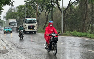 Thời tiết TP HCM hôm nay, 18-7: Nắng gián đoạn, mưa rào nhiều nơi
