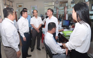 Phường Lái Thiêu đề xuất Phó Giám đốc Trung tâm Phục vụ hành chính công được ký các bản sao
