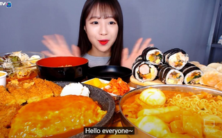 Thêm kẻ tống tiền "thánh mukbang" Tzuyang bị đề nghị án tù