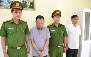 Bắt một giám đốc công ty sản xuất mỹ phẩm giả