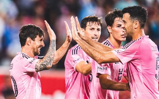 Messi lại lập cú đúp, nhận điểm 10 tuyệt đối, khi Inter Miami đại thắng