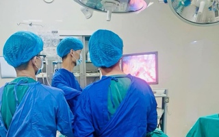 Tổn thương vùng kín vì tai nạn ngã cây, ngã ghế