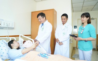 Đau bụng, sụt ký kéo dài: Nguy cơ ung thư dạ dày