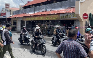 Cháy ở chợ Thủ Đức lúc giữa trưa