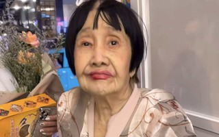 Nghệ sĩ Kim Lệ Thủy bán vé số, tuổi 75 vẫn mong được hội ngộ khán giả
