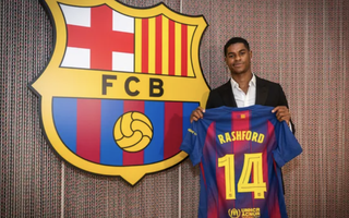 Barcelona công bố hợp đồng và số áo của Marcus Rashford
