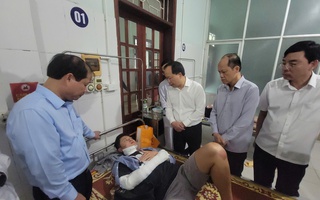 Nạn nhân vụ xe khách lật ở Hà Tĩnh: “Khung cảnh lúc đó rất hỗn loạn và kinh hoàng”