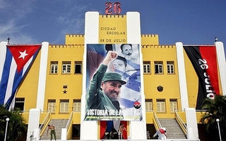 Lãnh đạo Việt Nam gửi điện mừng Cuba kỷ niệm Cuộc tấn công trại lính Moncada