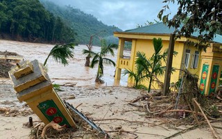 Mưa lũ khiến 4 người chết, 7.439 ngôi nhà bị hư hỏng