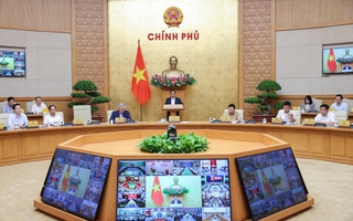 Kiên định mục tiêu tăng trưởng từ 8%