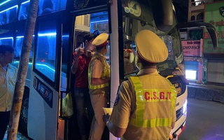 TP HCM: CSGT tổng kiểm soát, xử lý xe kinh doanh vận tải