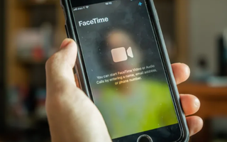 iPhone tự ngắt video call khi phát hiện khỏa thân