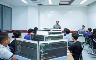 Biến động ngành công nghệ thông tin toàn cầu: Đại học dạy gì cho sinh viên?