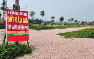 Tập trung bình ổn giá đất