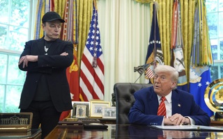 Tổng thống Donald Trump chê tỉ phú Musk "nực cười", chuyên gia không nghĩ vậy