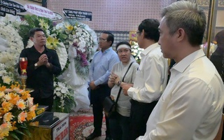 Lãnh đạo TP HCM viếng tang các nạn nhân trong vụ cháy tại cư xá Độc Lập