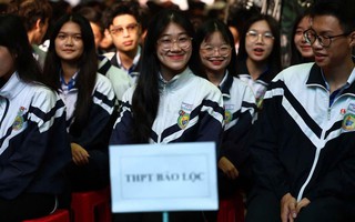 Bắt đầu chương trình "Đưa trường học đến thí sinh" giai đoạn 2