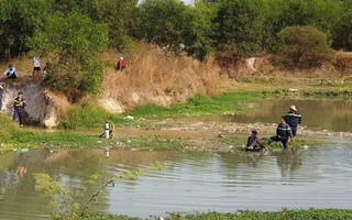 Một thiếu niên đâm mẹ rồi được phát hiện tử vong dưới sông