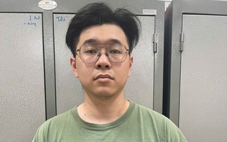 Tạm giữ hình sự nam thanh niên hành hung người phụ nữ ở sảnh thang máy chung cư