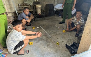 "Cuộc hẹn" của 3 trai làng trong căn nhà hoang lúc nửa đêm