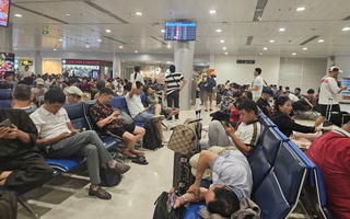 Chủ đầu tư sân bay Tân Sơn Nhất, Nội Bài nói về tình trạng chậm, hủy chuyến ngày càng tăng