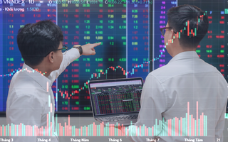 Chứng khoán liên tục lập đỉnh mới
