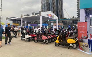 Đẩy mạnh hỗ trợ chuyển đổi sang xe điện