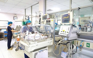 Mất con vì chọn ngày giờ sinh mổ