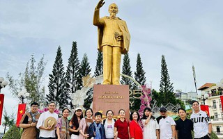 Tác giả "Vụ án Mã Ngưu" có thêm chất liệu sáng tác sau chuyến đi thực tế với nghệ sĩ TP HCM