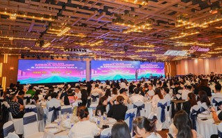 Lazada thổi bùng sức nóng mùa Mega Sale cuối năm với sự kiện kick-off hoàng tráng