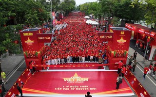 Hơn 1 triệu người cùng đi bộ vì một Việt Nam hùng cường
