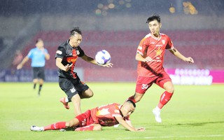 "Tân binh" thăng hoa ngày ra mắt V-League