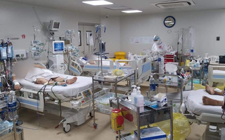 Người đàn ông có hình xăm con rồng tử vong tại bệnh viện chưa rõ danh tính