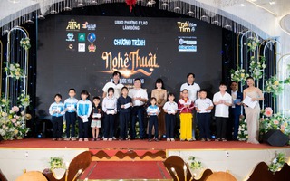 Quỹ “Trái tim nhân ái” trao quà và học bổng tại Bảo Lộc
