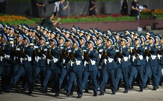 Mãn nhãn với hình ảnh của các khối diễu binh trên Quảng trường Ba Đình