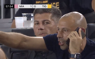 Inter Miami vào bán kết Leagues Cup, "bão" tranh cãi khi HLV chỉ đạo từ khán đài