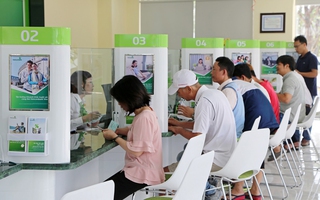 Vietcombank tạm dừng giao dịch tiền mặt tại 22 địa điểm ở Hà Nội